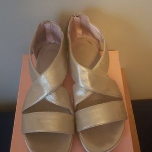 Womens size 11 shoes